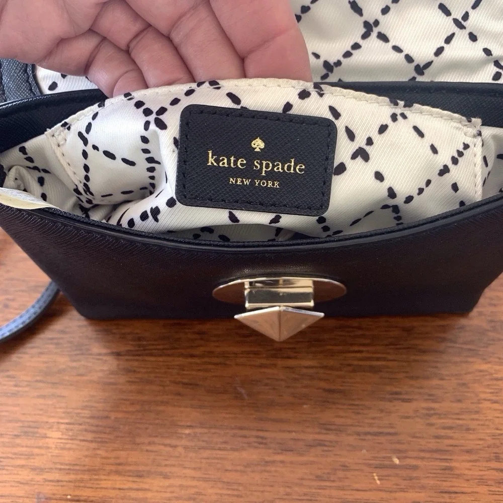 Kate Spade Newbury Lane Sally Crossbody Black Saffiano Leather Gold Turn Lock